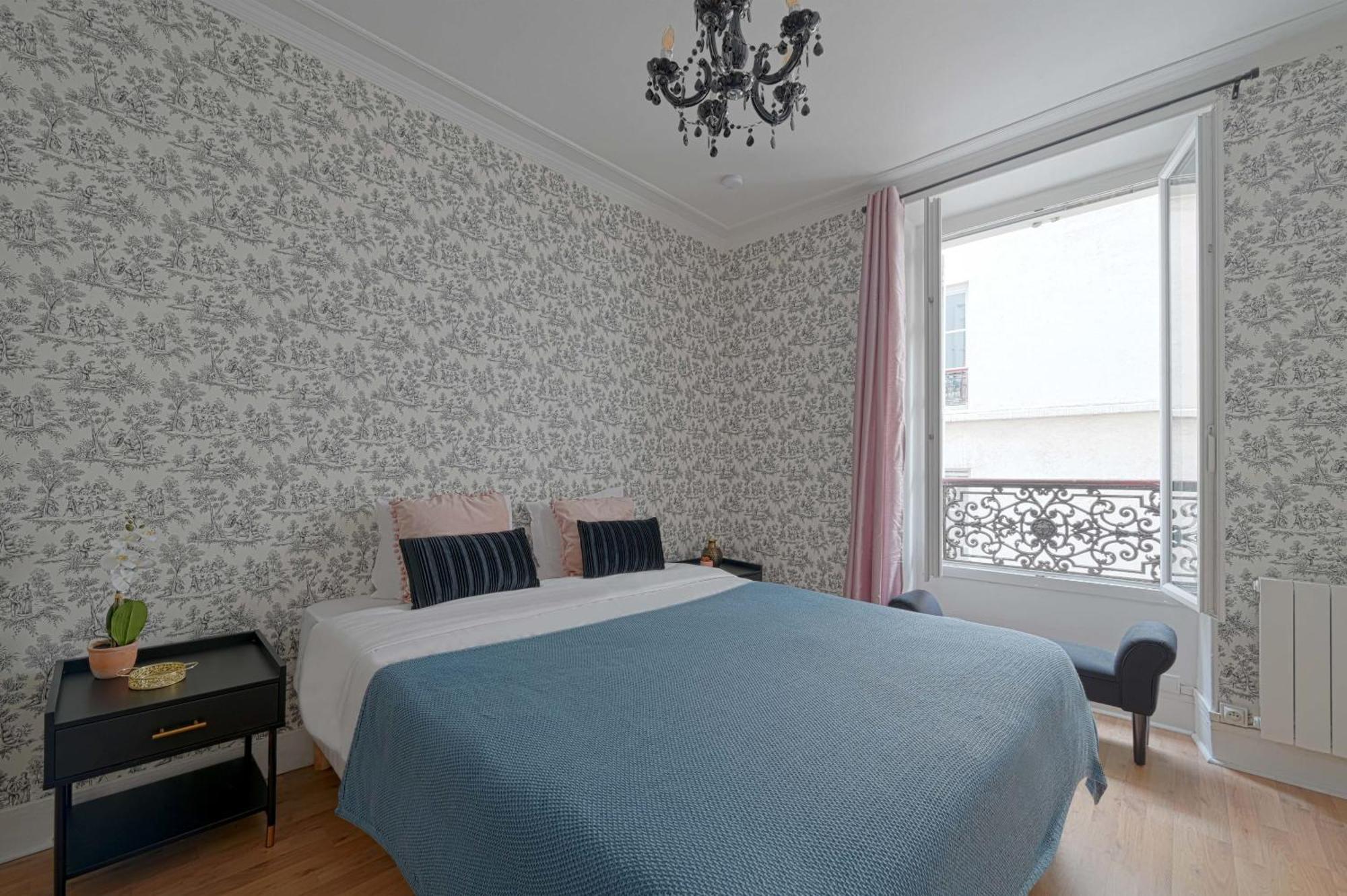 Fabulous Two Floor In 9th Appartement *